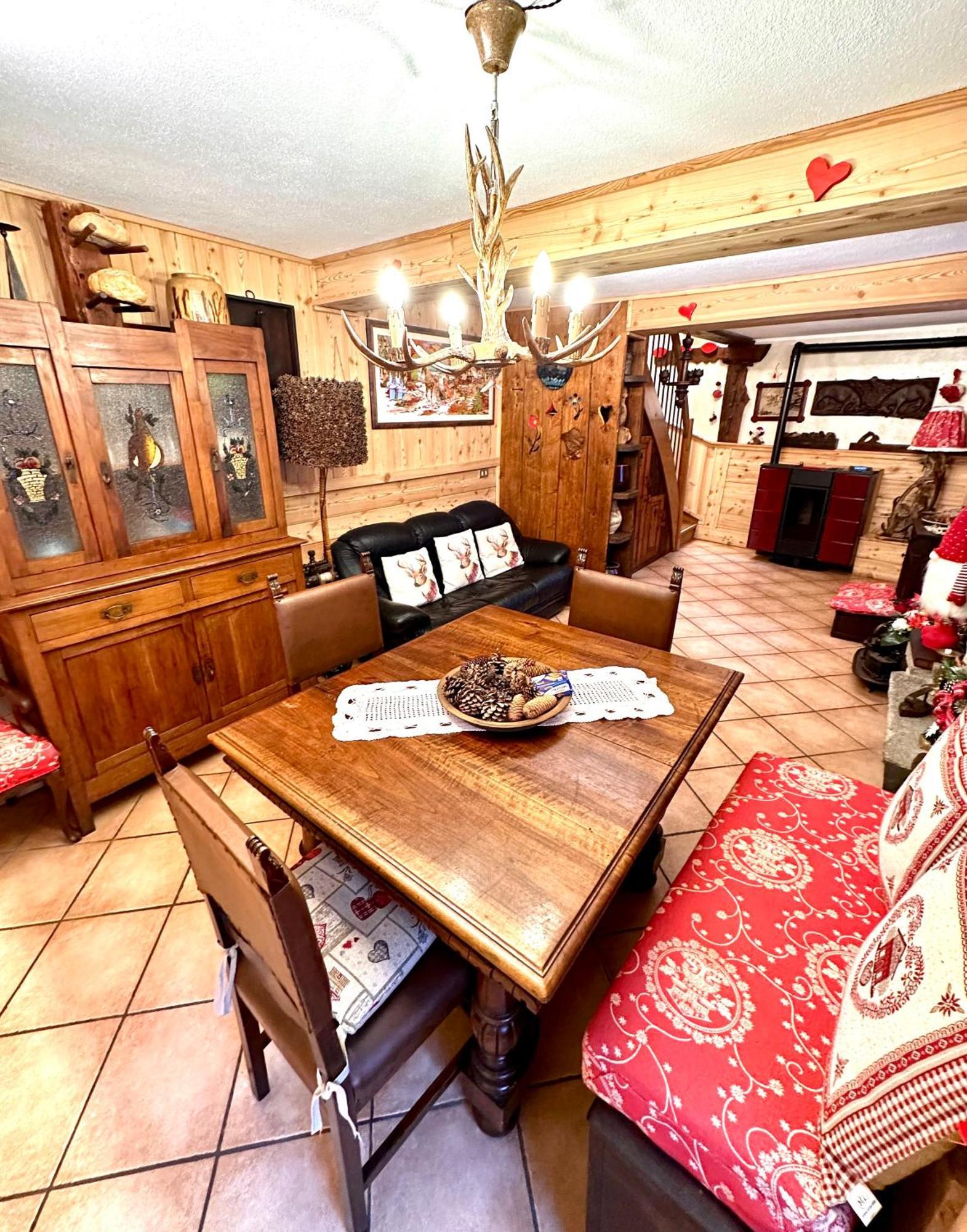 Le Grenier De Olga E Mario Apartamento Pré-Saint-Didier Exterior foto